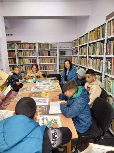 Походът на книгите - ОУ Христо Ботев - Юнаците